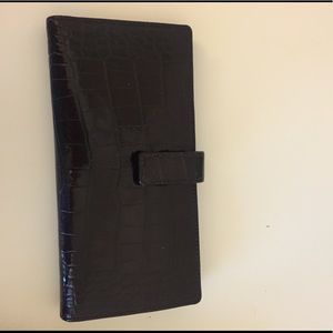Black and purple lodis wallet